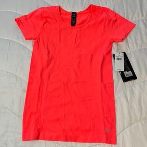 MPG Link Seamless Workout/Yoga Tee